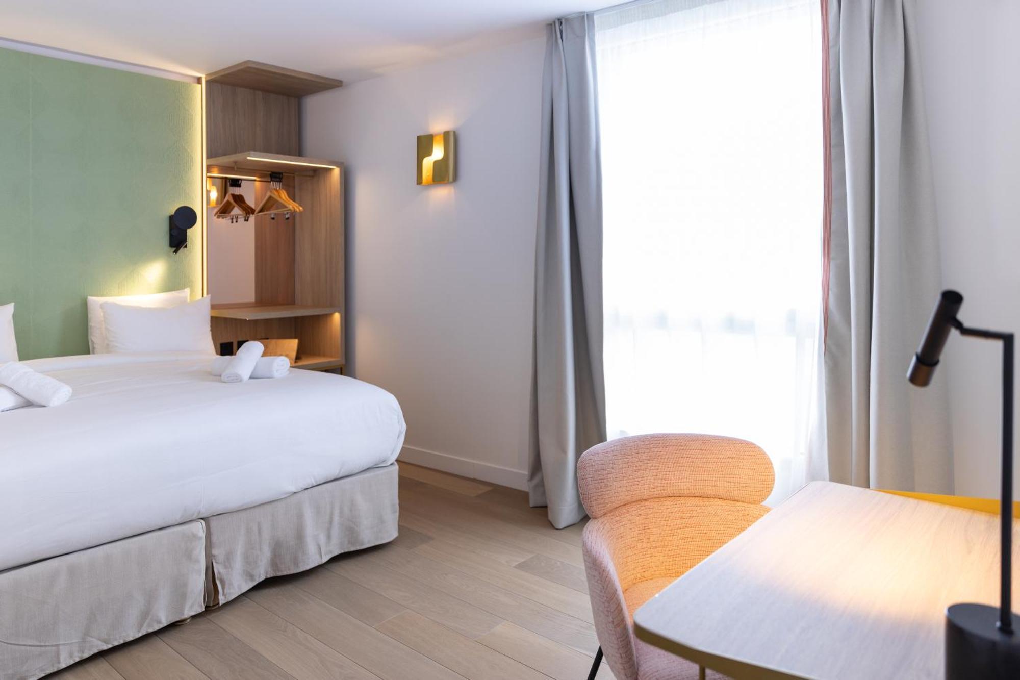 Hotel Kyriad Prestige Paris Asnieres Εξωτερικό φωτογραφία