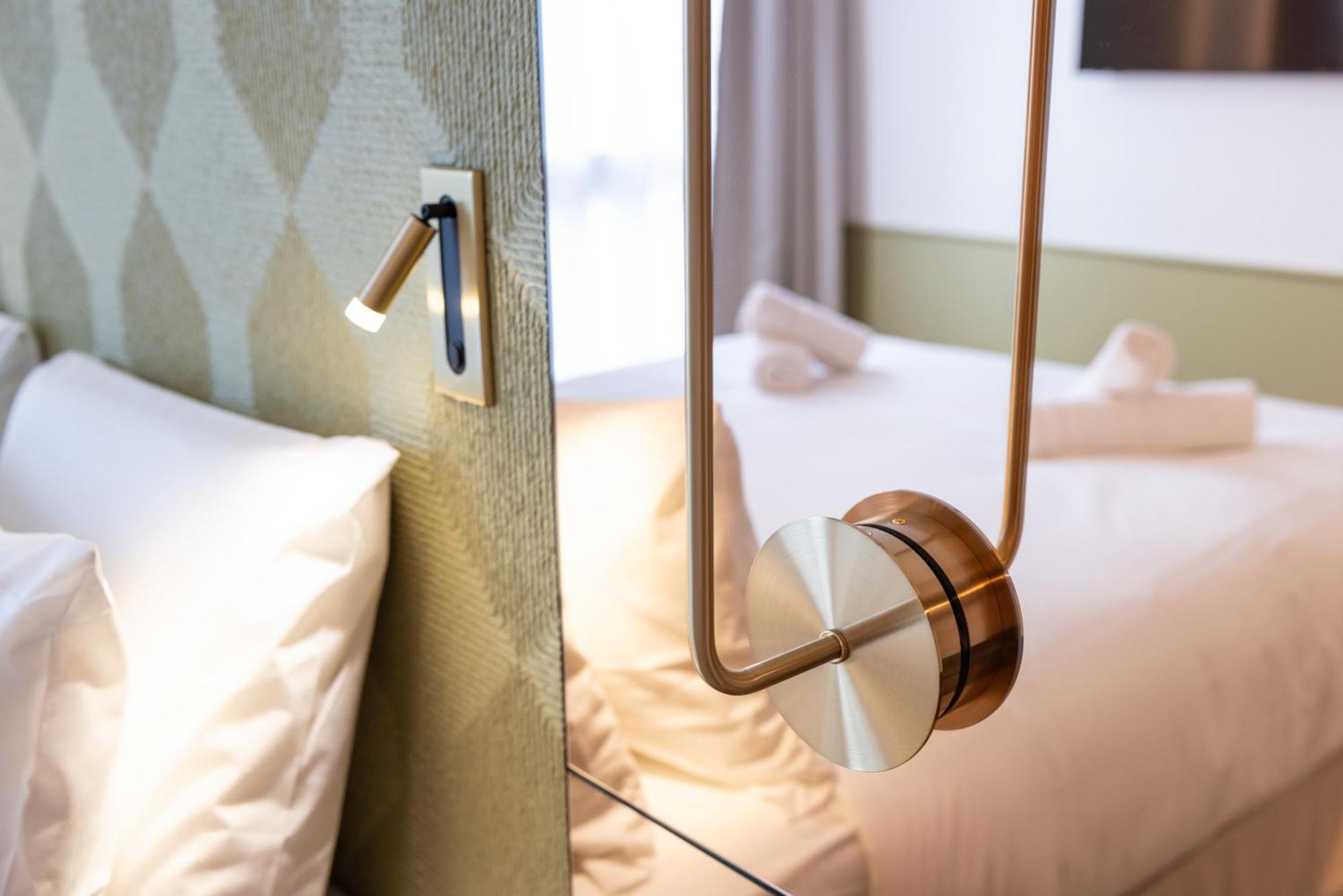 Hotel Kyriad Prestige Paris Asnieres Εξωτερικό φωτογραφία