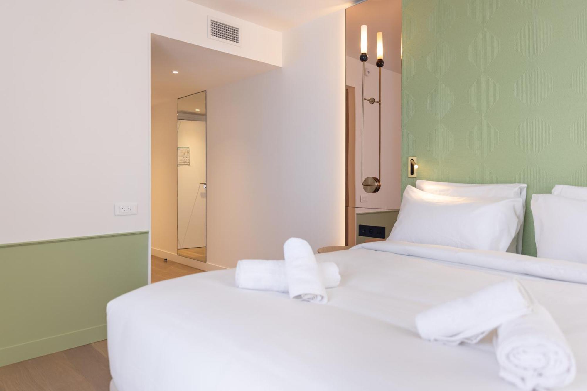 Hotel Kyriad Prestige Paris Asnieres Εξωτερικό φωτογραφία