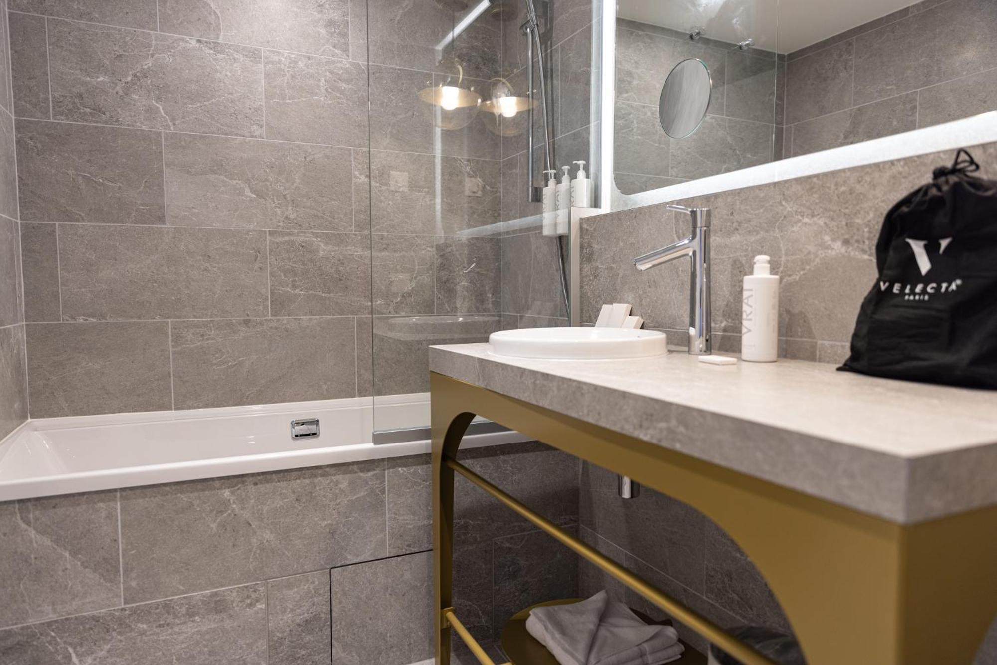 Hotel Kyriad Prestige Paris Asnieres Εξωτερικό φωτογραφία